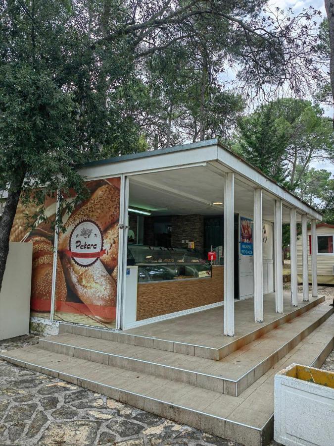 Mobile Home Tonka Biograd Na Moru Luaran gambar